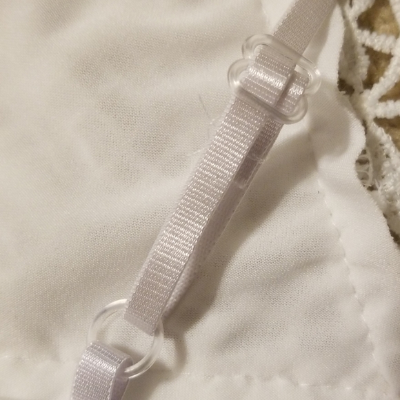 ⬇️ ⭐ New White Crochet Bralette ⭐ - Picture 8 of 8